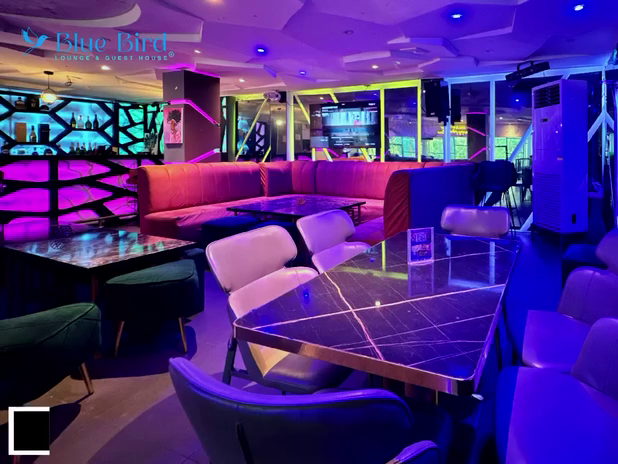 bluebird complex lounge